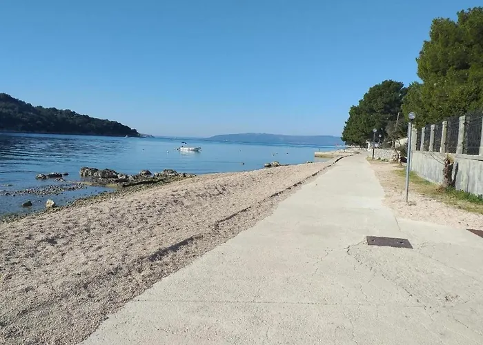 In Near Old Town And Beaches * Cres