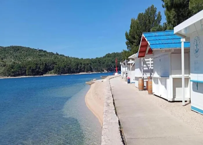 Appartement In Near Old Town And Beaches Cres