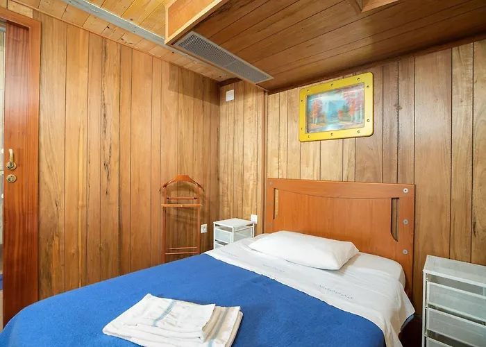 In Near Old Town And Beaches Appartement