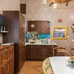 In Near Old Town And Beaches * Cres